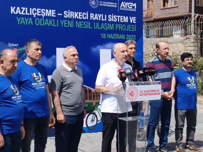 Bakan Karaismailoğlu: "Kazlıçeşme-sirkeci Raylı Sistem Projesinde Yüzde 43 İlerleme Kaydettik"