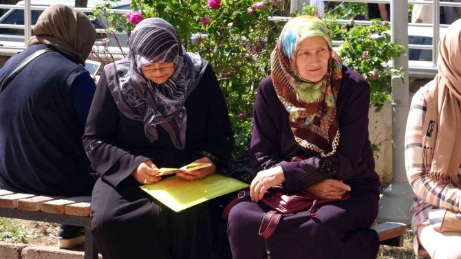 Yozgat’ta 1 Dakika Geç Kaldıkları İçin Yks’ye Giremediler