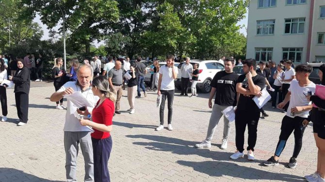 Barajsız Yks Başladı