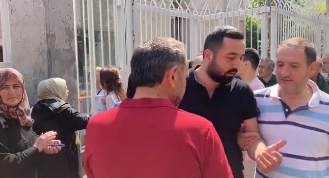 Tyt’ye Geç Kalanlar Kapıdan Döndü