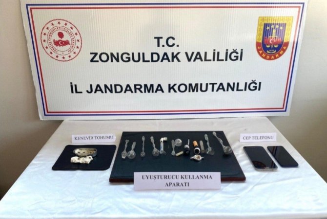 Jandarmadan Uyuşturucu Operasyonu;3 Tutuklu