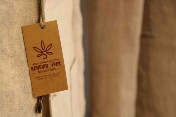 Samsun Kenevirinden Rengarenk Giysiler