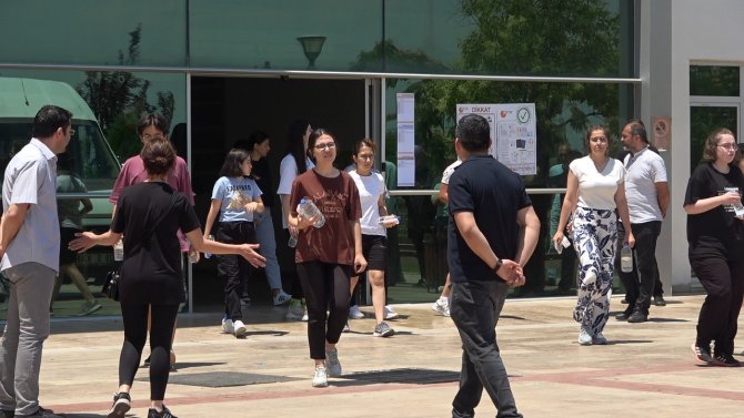 Yks, Denizli’de Sorunsuz Olarak Tamamlandı