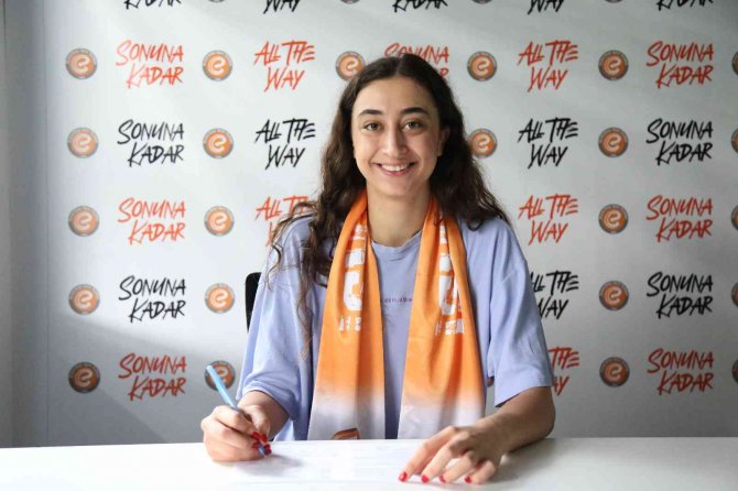 Eczacıbaşı Dynavit, Elif Şahin İle Devam Ediyor