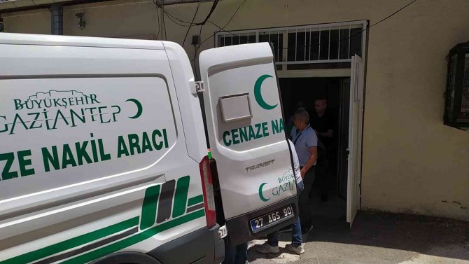 Hafif Ticari Aracın Çarptığı 12 Yaşındaki Çocuk Hayatını Kaybetti