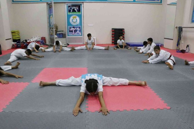 Haliliye’de Gençlerin Adresi Yaz Spor Okulları Oluyor