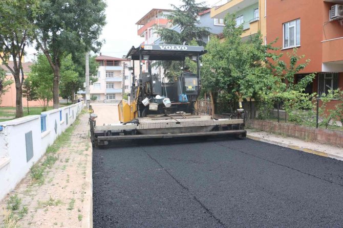 Körfez’de 4 Sokak Asfaltlandı