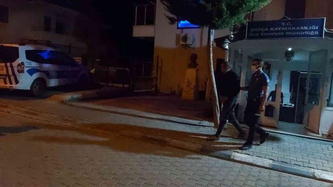 Datça’da Göçmen Kaçakçısı 2 Kişi Tutuklandı