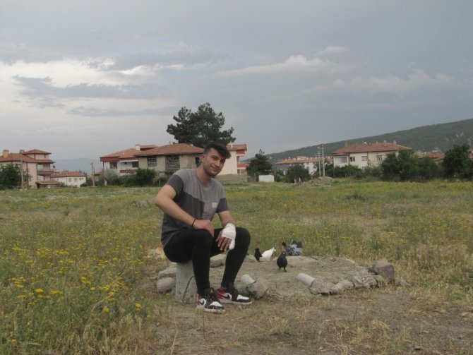 Osmancık’ın Güvercin Sevdalıları Onlara Çocuk Gibi Bakıyor