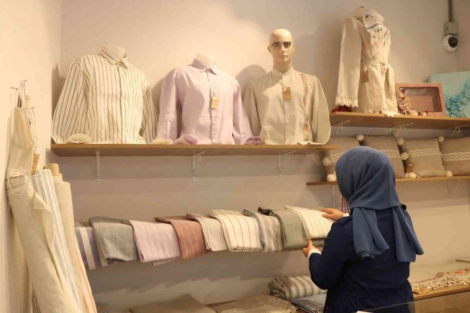 Samsun Kenevirinden Rengarenk Giysiler