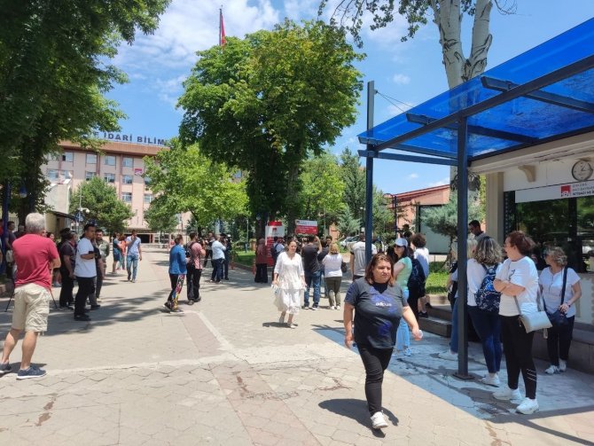 Yks’nin İkinci Oturumu Ayt Sona Erdi