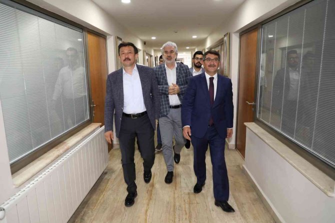 Ak Parti’li Dağ’dan Başkan Çelik’e Övgü