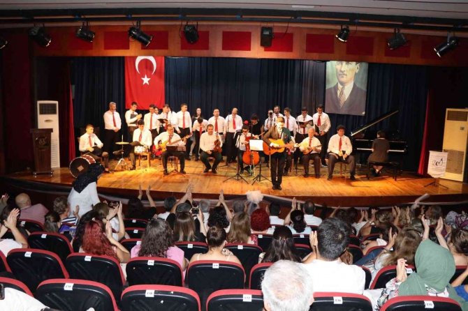 Nazilli’de Otizm Orkestrası Ve Korosu Konser Verdi