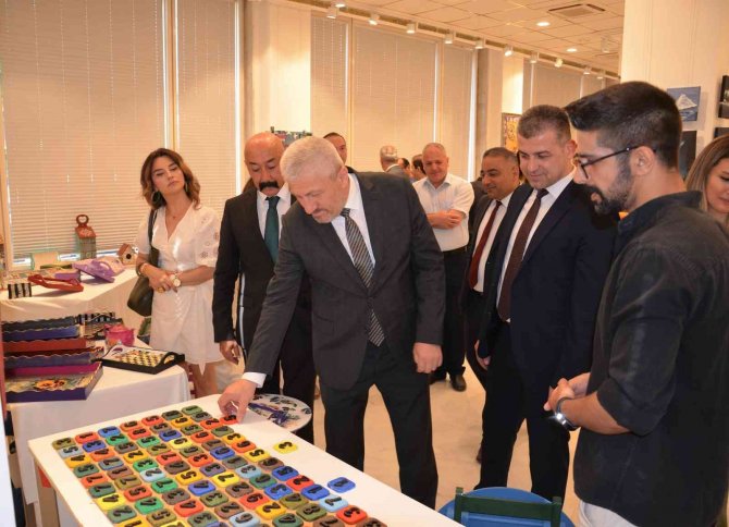 Psikiyatri Hastalarından El Sanatları Sergisi