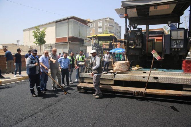 Vali Canalp, Ek 150 Bin Metrekare Parke Taşı Serimi İçin Talimat Verdi