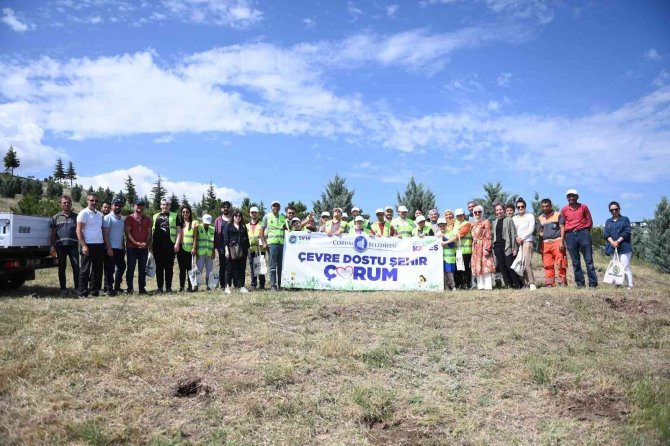 Engelli Öğrenciler 200 Fidanı Toprakla Buluşturdu