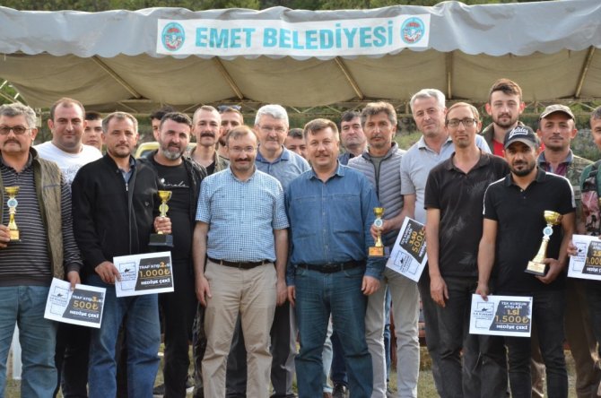 Emet’te Trap Ve Tek Kurşun Yarışmaları