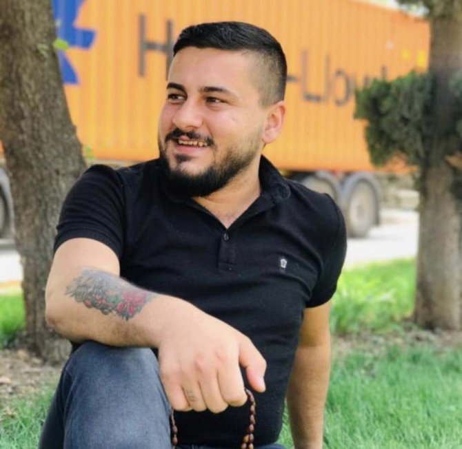 İ̇şçi Servisinin Çarptığı Motosiklet Aracın Altında Kaldı: 1 Ölü