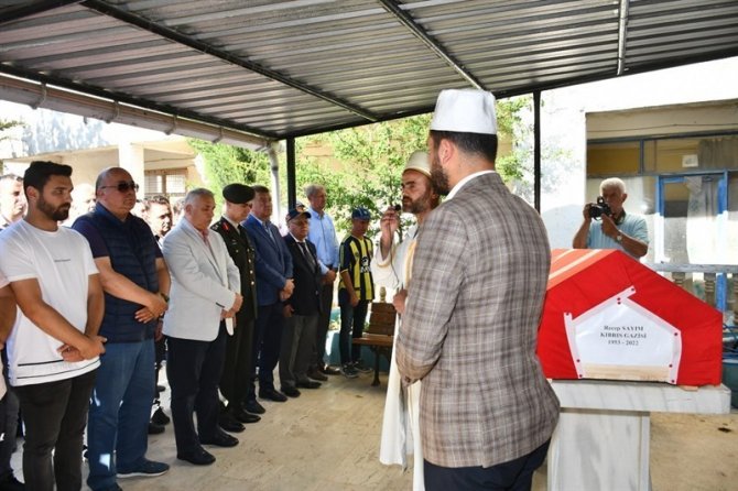 Beyin Kanamasından Hayatını Kaybeden Kıbrıs Gazisi Son Yolculuğuna Uğurlandı