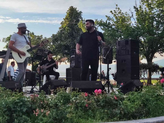 12. Bahar Şenliği Konserle Sona Erdi
