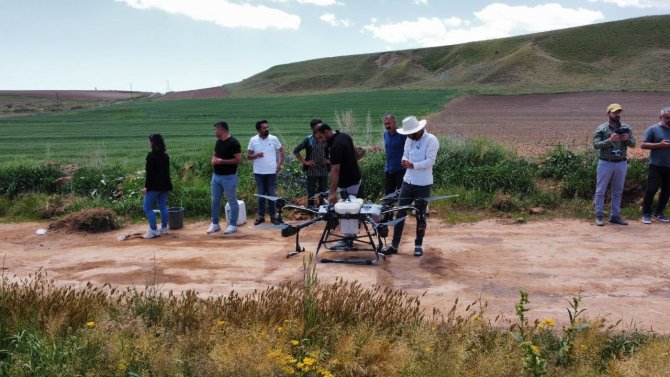 Bitlis’te Tarımsal İlaçlamada Zi̇ha Kullanımı