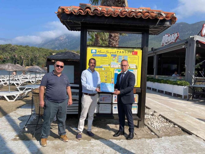 Sakin Kent Akyaka Plajı ‘Mavi’ Gerdanlığını Taktı