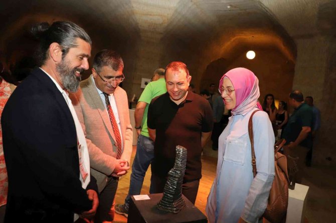 2. Uluslararası Avanos Uygulamalı Seramik Sempozyumu Sergi Açılışı Yapıldı