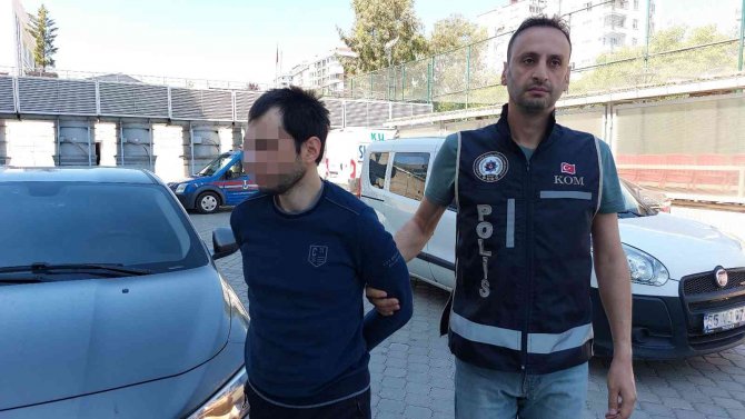 6 Yıldır Aranan Ve Sahte Kimlikle Yakalanan Fetö Şüphelisi Tutuklandı