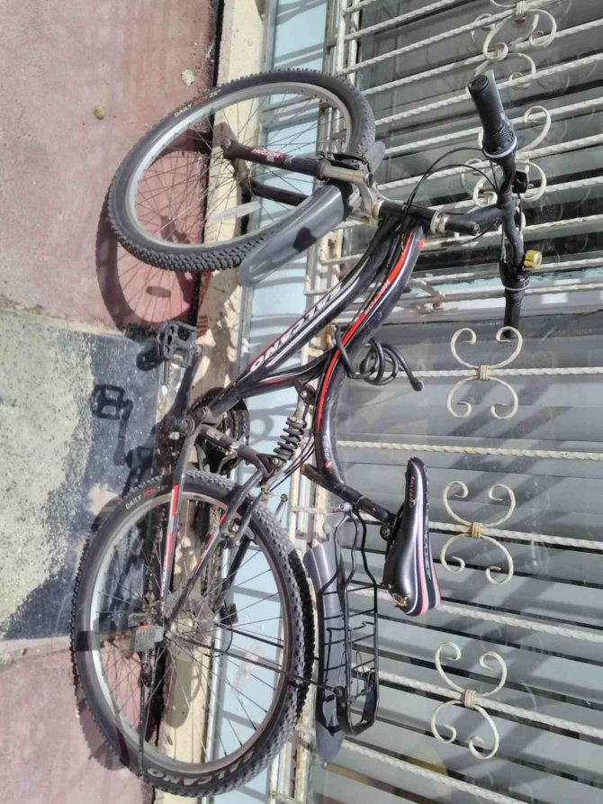 Bisiklet Hırsızlığı Kamerada