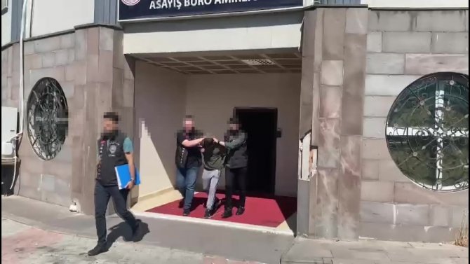 Sancaktepe’de Park Halindeki Motosikleti Çalan Hırsız, Suçüstü Yakalandı