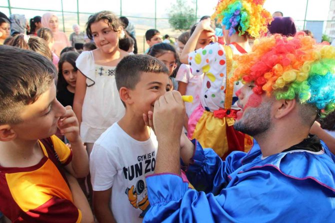 Siirt’te Çocuklar İçin Şenlik Düzenlendi