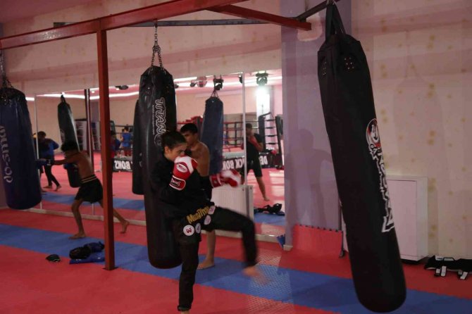 Tuncelili Kadın Sporcu Erivan Barut, Tokyo’da Düzenlenecek Organizasyona Katılacak