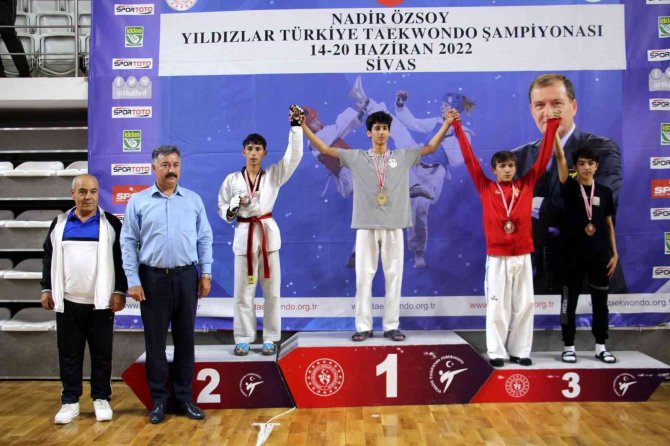 Sivas’ta Düzenlenen Tekvando Şampiyonası Sona Erdi