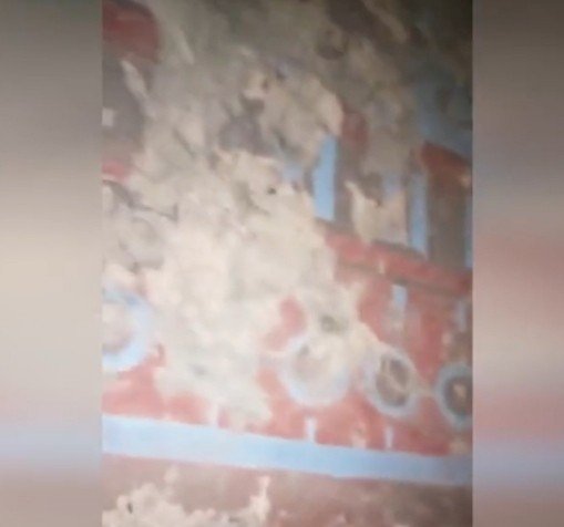 Van’da Kaçak Kazı Yapan Defineciler, 2 Bin 700 Yıllık Bir Yapıyı Ortaya Çıkardı
