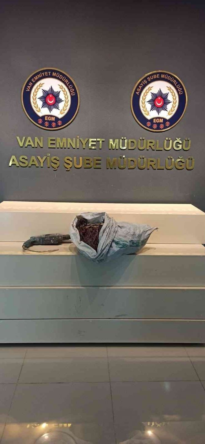 Van’da Değişik Suçlardan 29 Kişi Tutuklandı