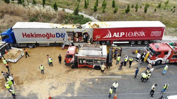 Kuzey Marmara’da 2 Tır Çarpıştı: 1 Ölü