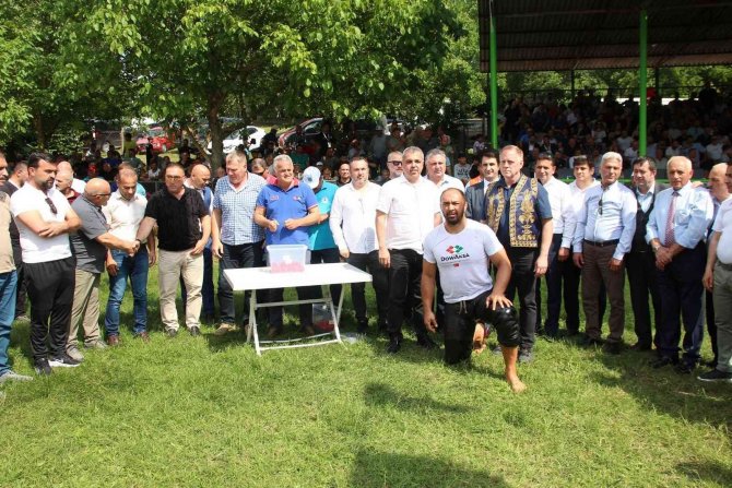 Tarihi Fevziye Güreşleri’nde Başpehlivan Hüseyin Gümüşalan Oldu