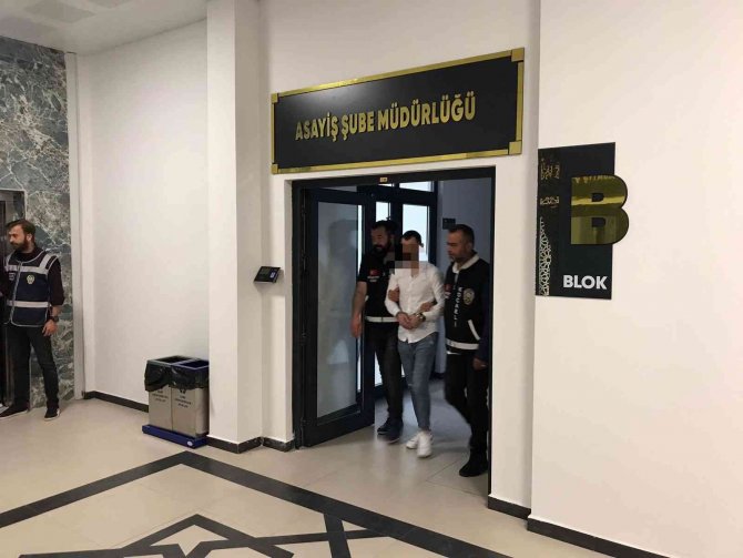 Kocaeli’de 22 Yaşındaki Genci Öldüren Şahıs Tutuklandı