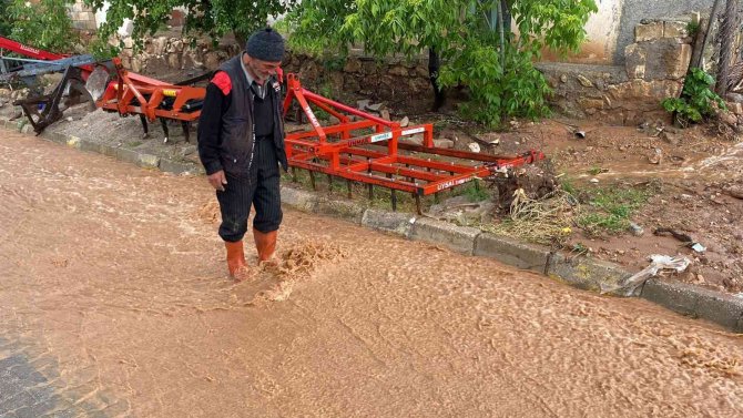Bolvadin’de Sel