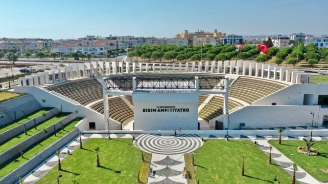 Didim Amfi Tiyatro’nun İlk Hafta Konserleri Belli Oldu