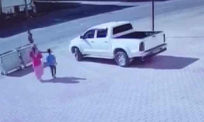 Bitlis’te Çocuğun Ölümüne Neden Olan Kaza Kamerada