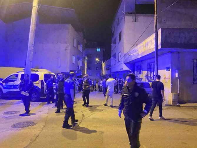 Bursa’da Tehlikeli Gerginlik...dünürler Arasındaki Kavgaya Aileler Dahil Oldu