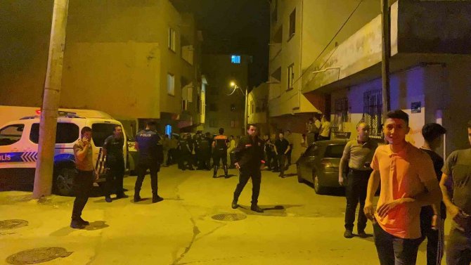 Bursa’da Tehlikeli Gerginlik...dünürler Arasındaki Kavgaya Aileler Dahil Oldu
