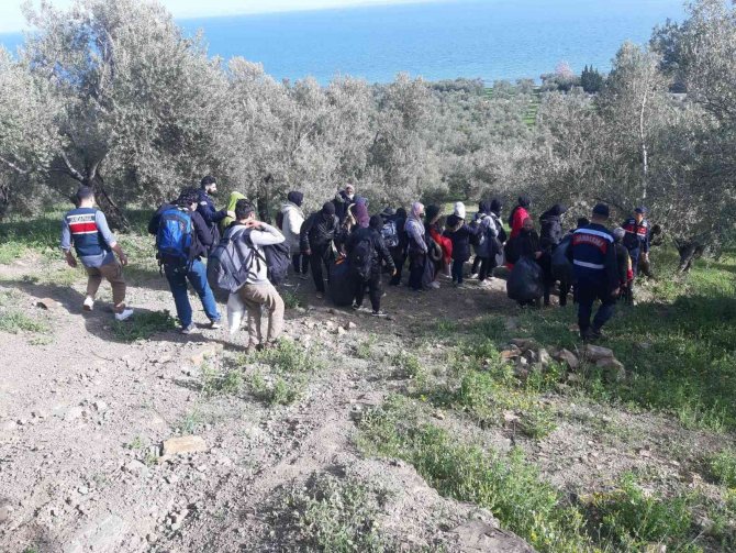 Çanakkale’de, Jandarma Ekipleri Son 2 Ayda Bin 479 Düzensiz Göçmen Yakaladı