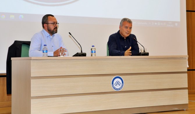 Çakü’de İş Dünyasının Deneyimleri Öğrencilere Aktarıldı