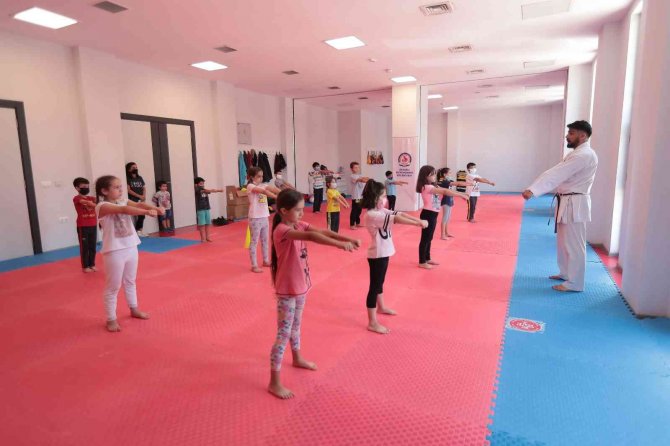 Denizli’de Yaz Spor Okullarına Yoğun İlgi