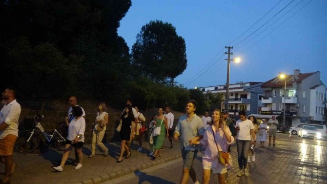 Dünyaca Ünlü Piyanist Marmaris’te Binlerce Kişiye Konser Verdi
