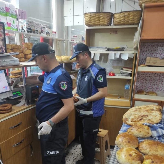 Zabıta Ekipleri Fırın Ve Pastaneleri Denetledi