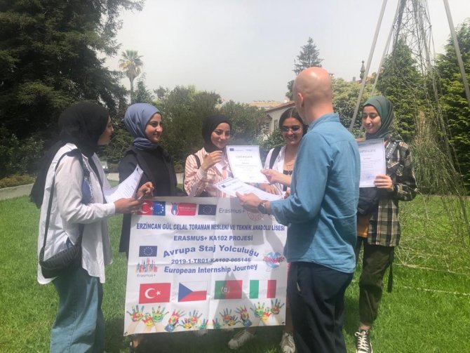 Erasmus Projesiyle Tarım Meslek Lisesi Öğrencileri Yurtdışında Eğitim Aldı