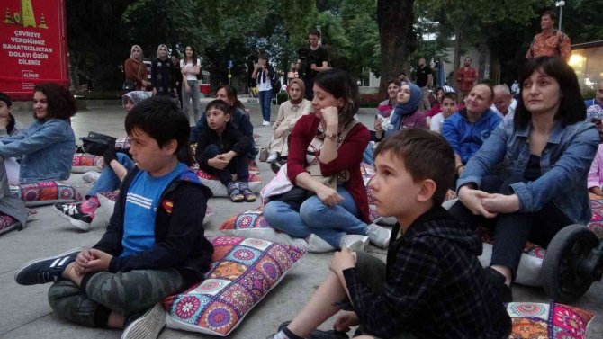 Bursa’da 7’den 70’e Masal Dünyasına Renkli Yolculuk